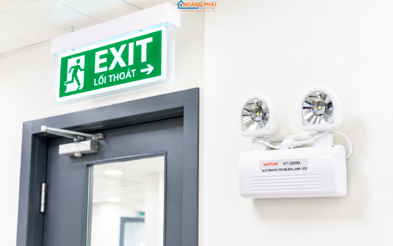 Đèn Exit Và Đèn Sự Cố Thoát Hiểm: Tiêu Chuẩn PCCC Cho Tòa Nhà