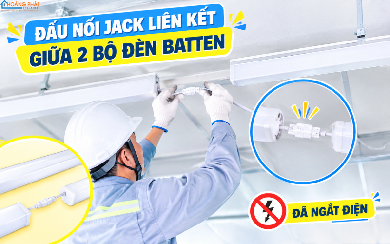 Thợ điện đấu nối jack liên kết giữa hai bộ đèn batten chạy nối tầng trên trần kho