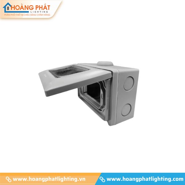 Hộp có nắp che mưa IP55 cho 3 thiết bị WEG8973LH-VN Panasonic