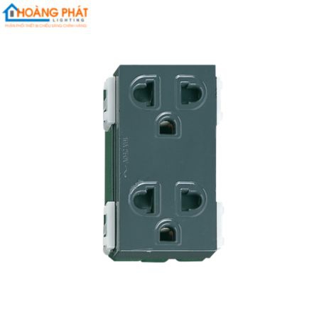 Ổ cắm đôi có màn che và dây nối đất WEV1582-7H Panasonic 