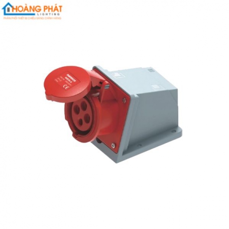 Ổ cắm gắn nổi loại không kín nước NIS124-6 Nanoco IP44